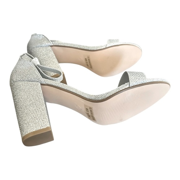 Women’s Chunky Heels Open Toe Ankle Strap Sandals - Size 8 - New - Picture 4 of 9